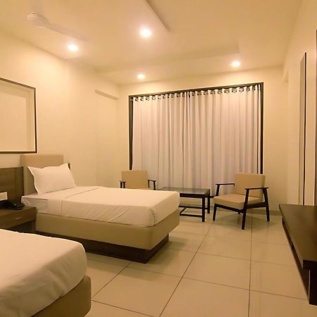 Srijan Inn Ābu Road Extérieur photo
