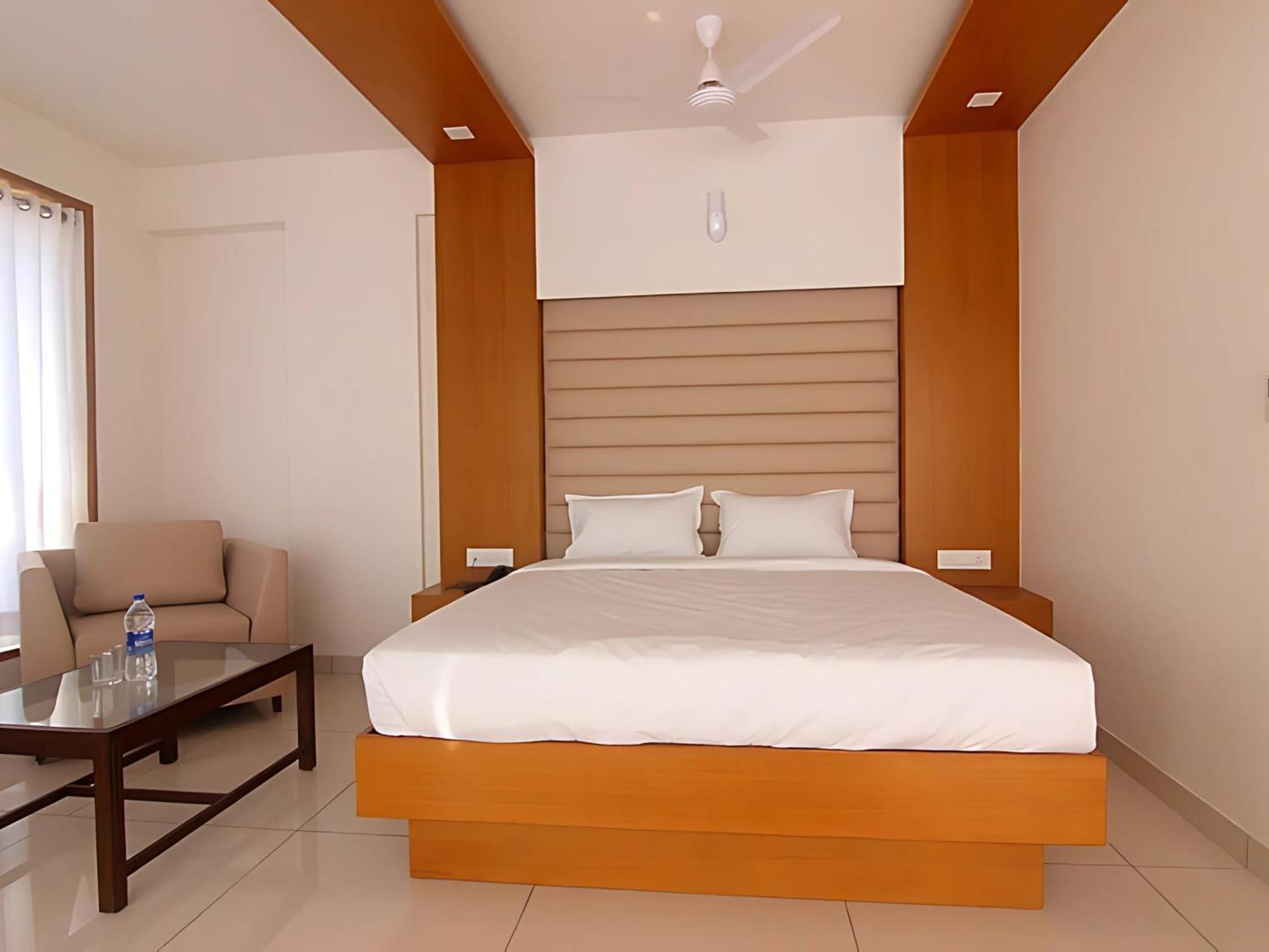 Srijan Inn Ābu Road Extérieur photo