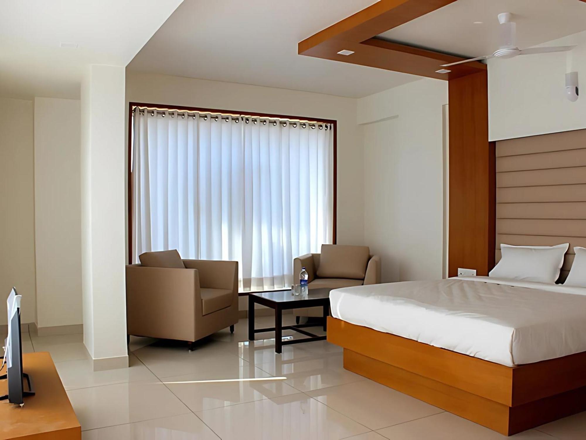 Srijan Inn Ābu Road Extérieur photo